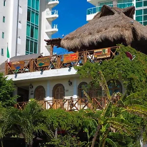 2* Otel Natura