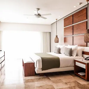 the-reef-28-adults-only.allrivieramayahotels.com/